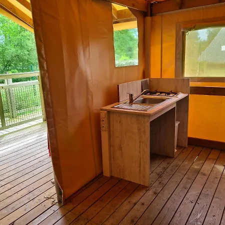 & - Val De Braye مكان تخييم Bessé-sur-Braye