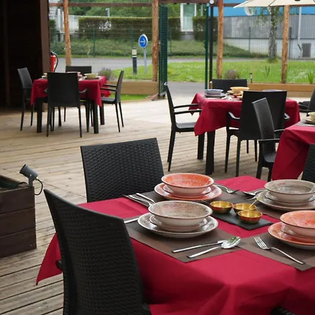 & - Val De Braye مكان تخييم *