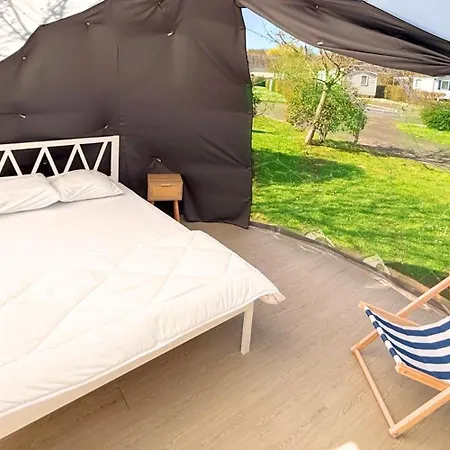 & - Val De Braye مكان تخييم Bessé-sur-Braye