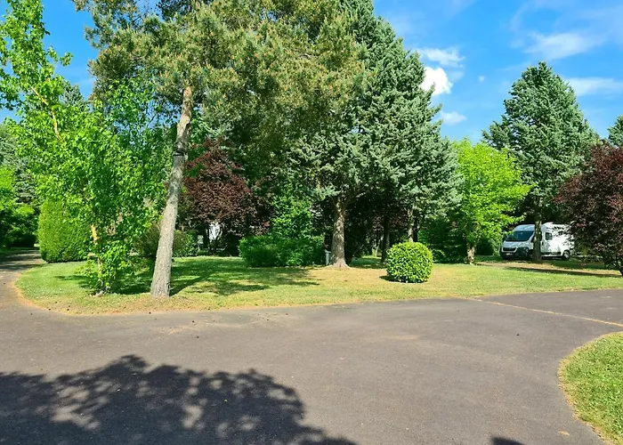 & - Val De Braye Bessé-sur-Braye