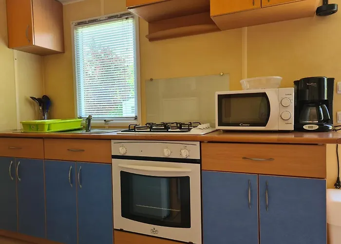 & - Val De Braye Camping *