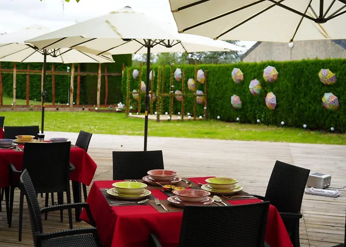 & - Val De Braye Camping *