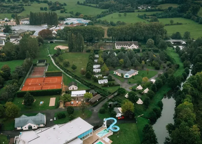 & - Val De Braye Camping